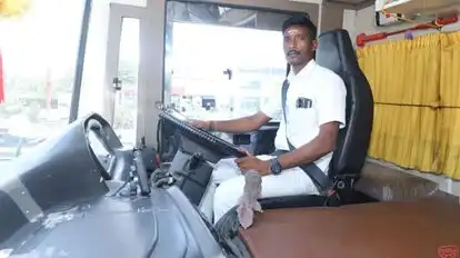 SHREE VARADHARAJ TRAVELS Bus-Amenities Image