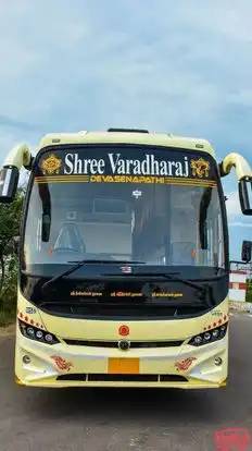 SHREE VARADHARAJ TRAVELS Bus-Front Image