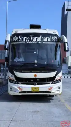 SHREE VARADHARAJ TRAVELS Bus-Front Image