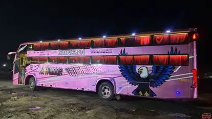 SHREE GANESH TRAVELS Bus-Side Image