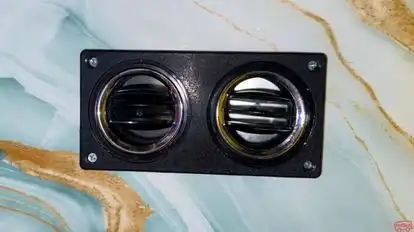 Just Bus Bus-Amenities Image