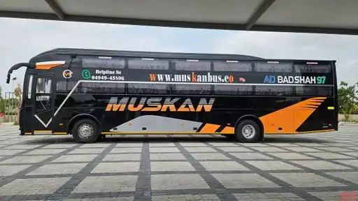 Muskan Travels Bus-Front Image