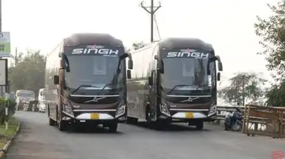 Singh Tour & Travels Bus-Front Image