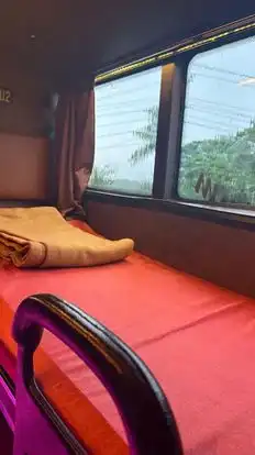 MERLIN CONNECT Bus-Seats Image