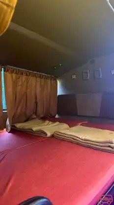 MERLIN CONNECT Bus-Amenities Image