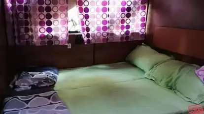 Shri Charbhuja Travel Agency Bus-Seats Image