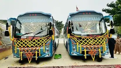 Shri Charbhuja Travel Agency Bus-Front Image