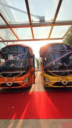 New Himalaya Travels Bus-Front Image