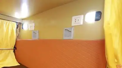 Shree Sannidhi Travels Bus-Amenities Image