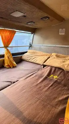 Hannah Travels  Bus-Seats Image