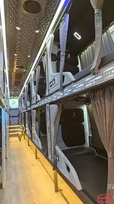 SKYLINE Roadways Bus-Seats layout Image