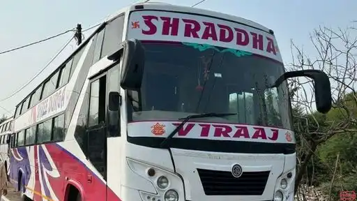 Shraddha Travels  Bus-Front Image