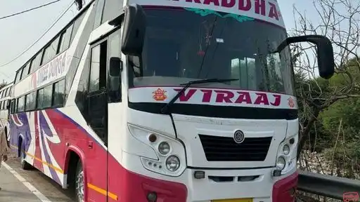 Shraddha Travels  Bus-Front Image