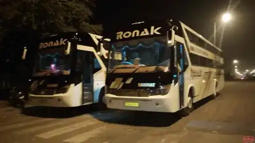 Ronak Tour and Travels Bus-Front Image