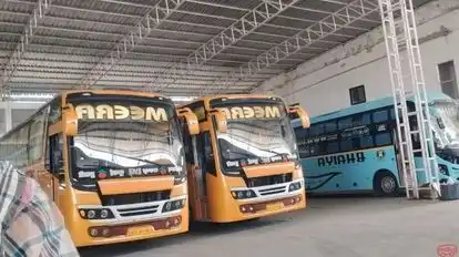 MEERA TOURS & TRAVELS Bus-Front Image