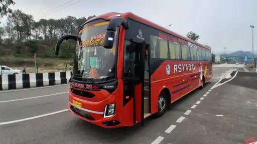 RS Yadav Smart Bus Bus-Front Image