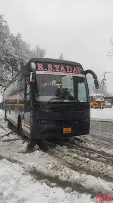 RS Yadav Smart Bus Bus-Front Image