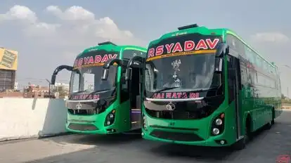 RS Yadav Smart Bus Bus-Front Image