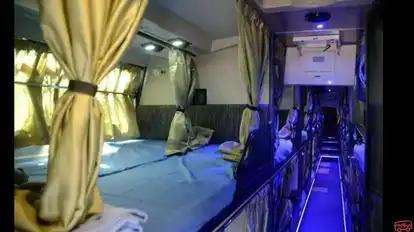 SKS TRANSPORT Bus-Front Image