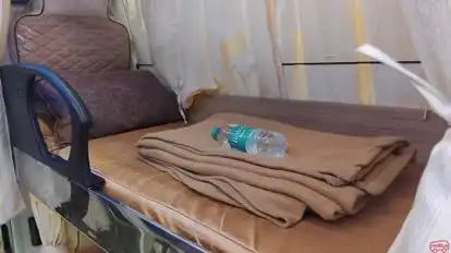 SMRR Bus Bus-Amenities Image