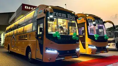 DREAM BUS TRAVELS Bus-Front Image
