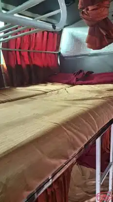 Madhan Travels(Chen) Bus-Front Image