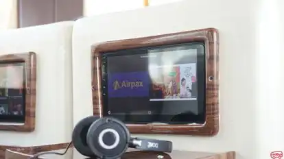 AirPax Business Class Luxury Bus-Amenities Image