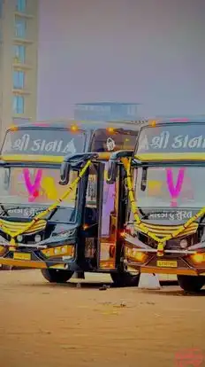 Shree Kana Travels Bus-Front Image