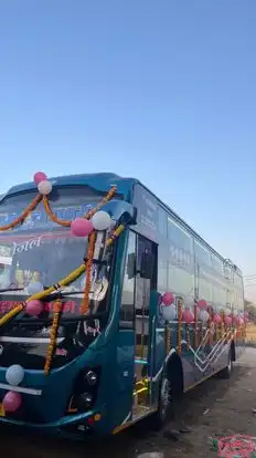 SHREE CHOUDHARY TRAVELS Bus-Side Image