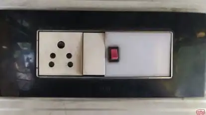 Mahalakshmi Tourist Bus-Amenities Image