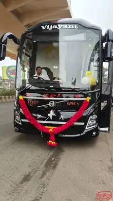 Vijayant Travels Bus-Front Image