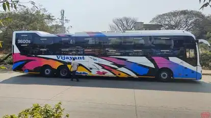 Vijayant Travels Bus-Side Image