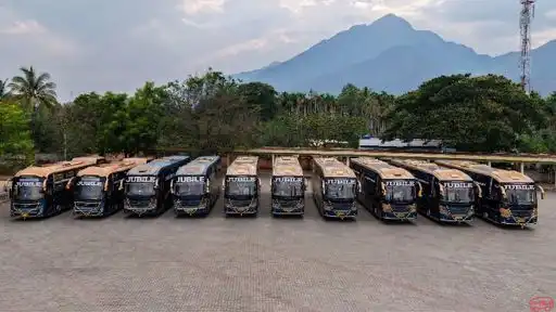 JUBILE TRAVELS Bus-Front Image