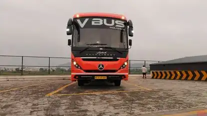 V Bus Holidays Bus-Front Image