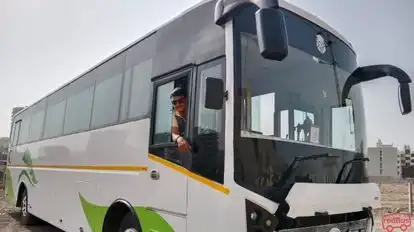 Speedlink Travels Bus-Side Image
