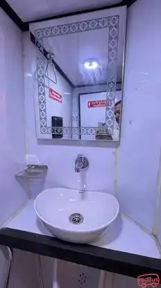 Billes Travels Bus-Amenities Image