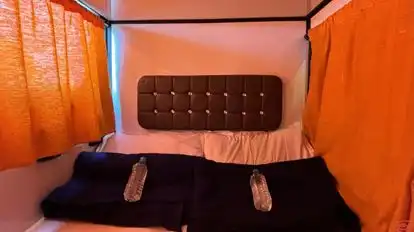 Billes Travels Bus-Seats Image