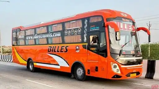 Billes Travels Bus-Front Image