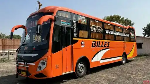 Billes Travels Bus-Front Image