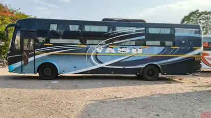 Yash Travels  Bus-Side Image