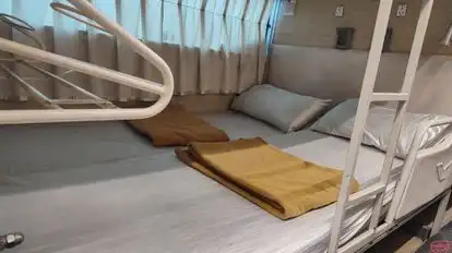 Karthiga Travels Bus-Amenities Image