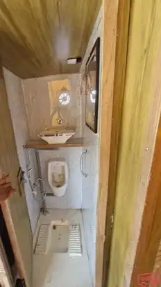 Mahi tours and travels Bus-Amenities Image