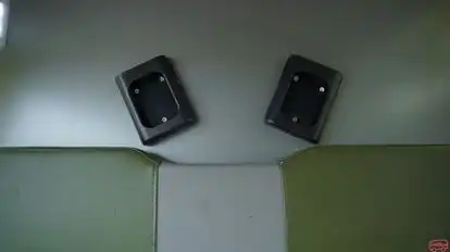 Eagle Connect Bus-Amenities Image