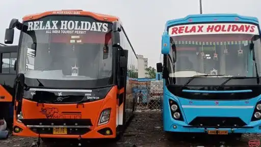 Relax Holiday Bus-Front Image