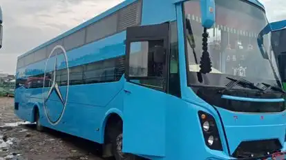 Relax Holiday Bus-Side Image