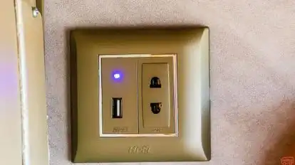 MMK Travels Bus-Amenities Image