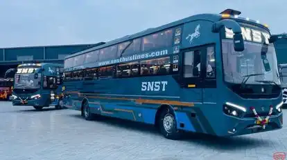 SNST Bus Lines Bus-Front Image
