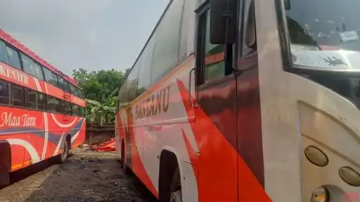 Shantanu Travels Bus-Front Image