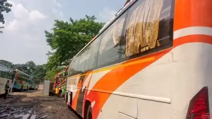 SHANTANU TRAVELS Bus-Front Image