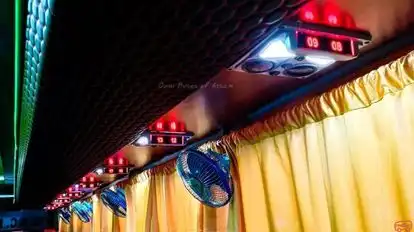 Mahalaxmi Travels Bus-Amenities Image